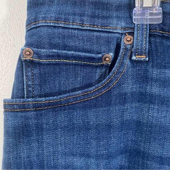 Levi’s Women’s Flare Jeans Plus Size 24W High Rise Excellent Condition - Picture 8 of 11